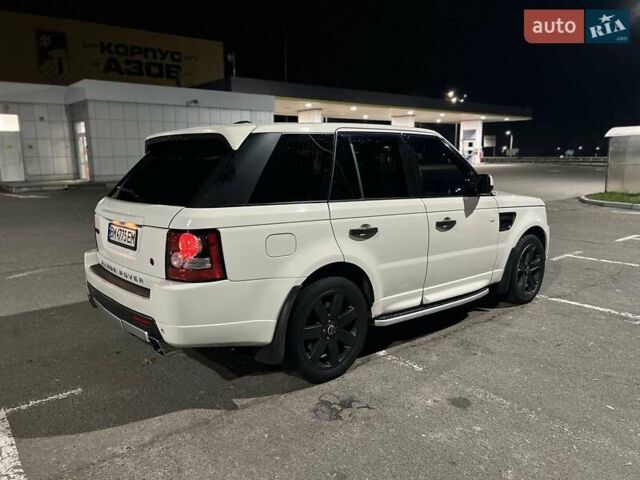Белый Ленд Ровер Рендж Ровер Спорт, объемом двигателя 2.99 л и пробегом 260 тыс. км за 15000 $, фото 5 на Automoto.ua