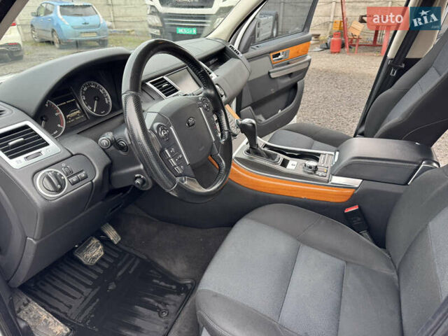 Белый Ленд Ровер Рендж Ровер Спорт, объемом двигателя 2.99 л и пробегом 320 тыс. км за 15000 $, фото 17 на Automoto.ua