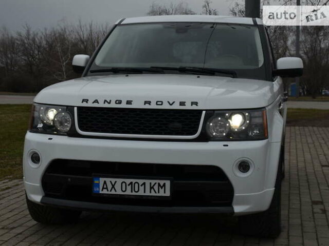 Білий Ленд Ровер Range Rover Sport, об'ємом двигуна 5 л та пробігом 209 тис. км за 13500 $, фото 26 на Automoto.ua