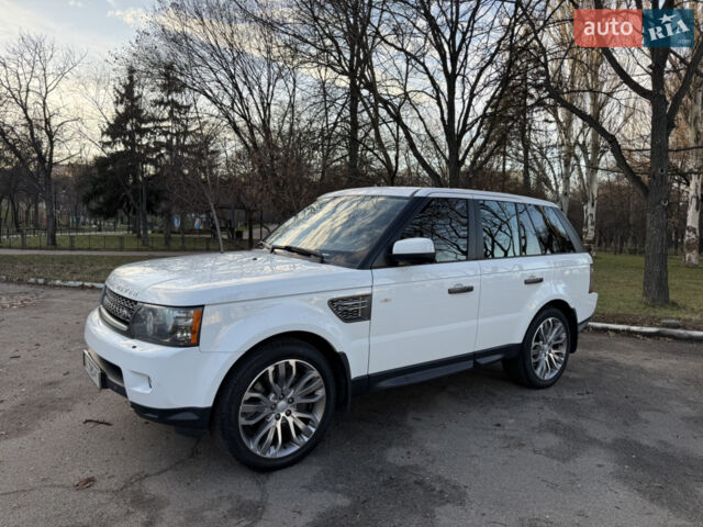 Білий Ленд Ровер Range Rover Sport, об'ємом двигуна 5 л та пробігом 156 тис. км за 14000 $, фото 4 на Automoto.ua