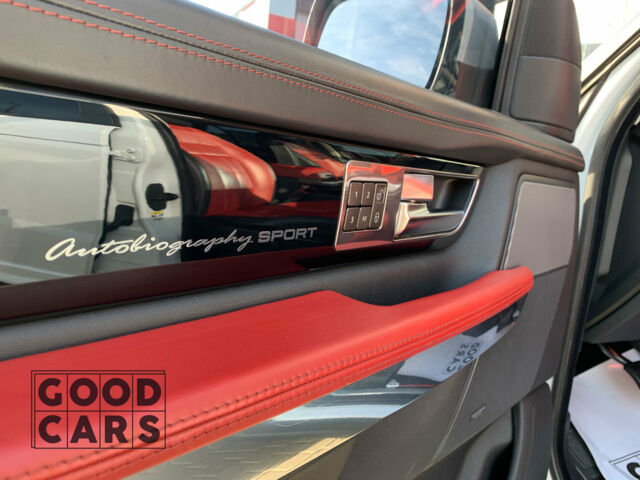 Білий Ленд Ровер Range Rover Sport, об'ємом двигуна 3 л та пробігом 121 тис. км за 24999 $, фото 14 на Automoto.ua