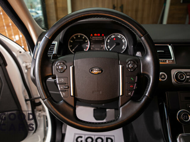 Білий Ленд Ровер Range Rover Sport, об'ємом двигуна 5 л та пробігом 93 тис. км за 24900 $, фото 22 на Automoto.ua