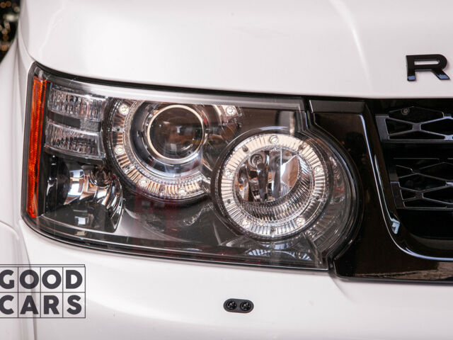 Білий Ленд Ровер Range Rover Sport, об'ємом двигуна 5 л та пробігом 93 тис. км за 24900 $, фото 8 на Automoto.ua
