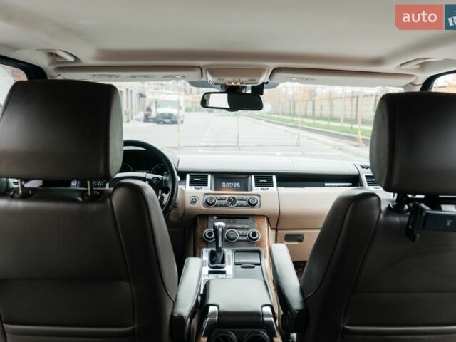 Білий Ленд Ровер Range Rover Sport, об'ємом двигуна 5 л та пробігом 148 тис. км за 15500 $, фото 25 на Automoto.ua