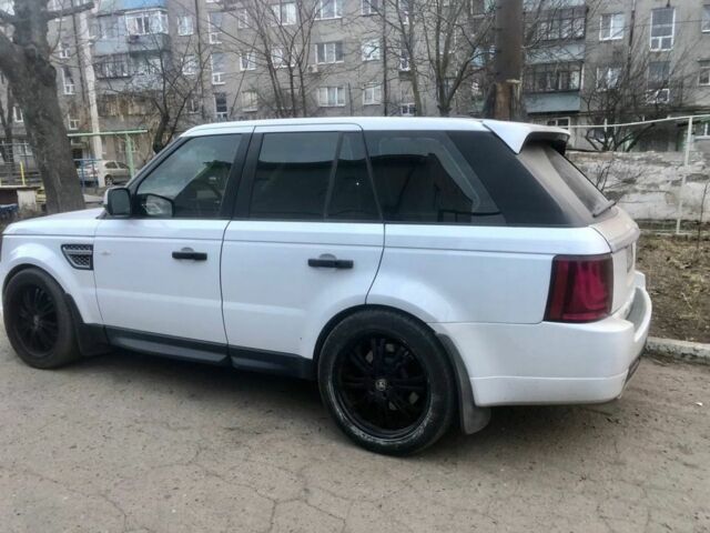 Білий Ленд Ровер Range Rover Sport, об'ємом двигуна 5 л та пробігом 200 тис. км за 12000 $, фото 7 на Automoto.ua