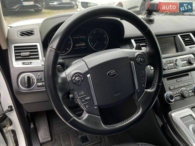 Білий Ленд Ровер Range Rover Sport, об'ємом двигуна 2.99 л та пробігом 99 тис. км за 19800 $, фото 13 на Automoto.ua