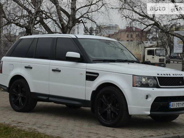 Білий Ленд Ровер Range Rover Sport, об'ємом двигуна 5 л та пробігом 209 тис. км за 13600 $, фото 22 на Automoto.ua