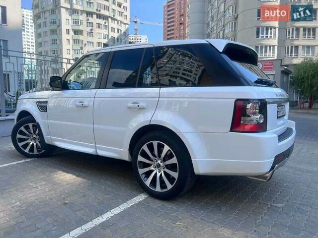 Білий Ленд Ровер Range Rover Sport, об'ємом двигуна 5 л та пробігом 120 тис. км за 17200 $, фото 2 на Automoto.ua