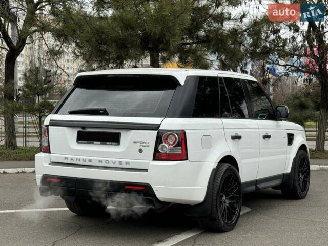 Білий Ленд Ровер Range Rover Sport, об'ємом двигуна 5 л та пробігом 212 тис. км за 12999 $, фото 6 на Automoto.ua