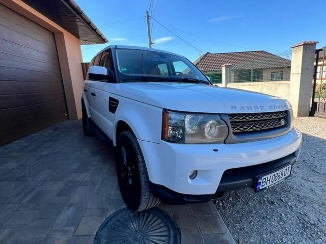 Білий Ленд Ровер Range Rover Sport, об'ємом двигуна 3 л та пробігом 262 тис. км за 18000 $, фото 14 на Automoto.ua
