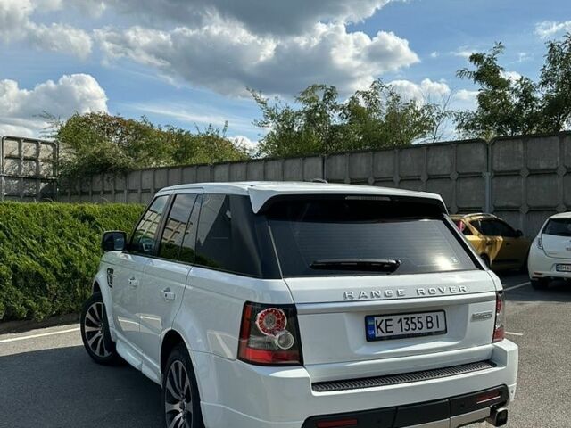 Білий Ленд Ровер Range Rover Sport, об'ємом двигуна 5 л та пробігом 167 тис. км за 17000 $, фото 9 на Automoto.ua
