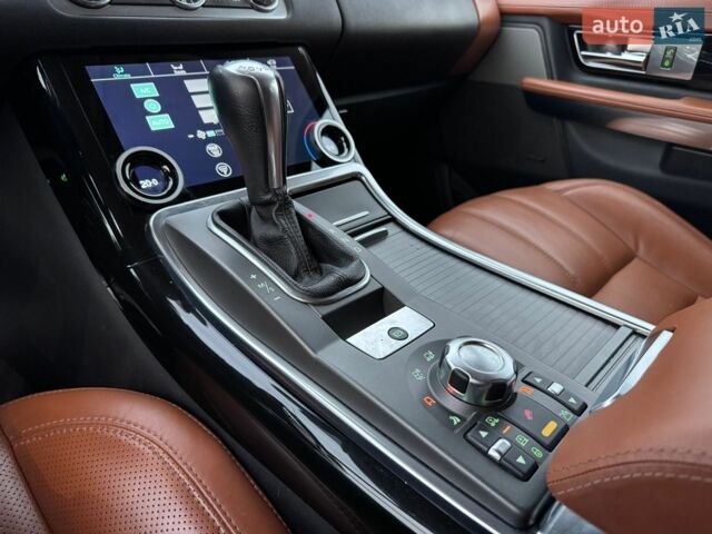 Білий Ленд Ровер Range Rover Sport, об'ємом двигуна 5 л та пробігом 181 тис. км за 12700 $, фото 21 на Automoto.ua