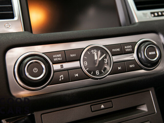 Білий Ленд Ровер Range Rover Sport, об'ємом двигуна 5 л та пробігом 93 тис. км за 24900 $, фото 32 на Automoto.ua