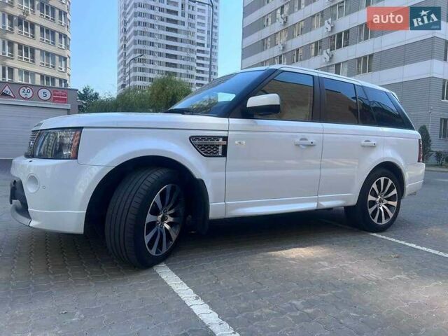 Білий Ленд Ровер Range Rover Sport, об'ємом двигуна 5 л та пробігом 120 тис. км за 17200 $, фото 1 на Automoto.ua