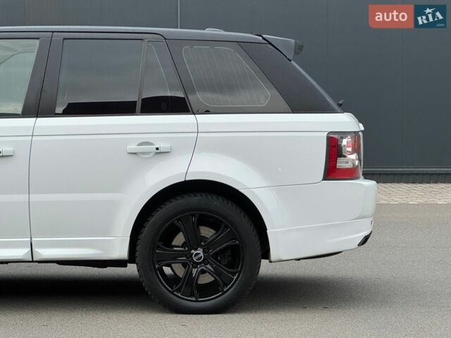 Білий Ленд Ровер Range Rover Sport, об'ємом двигуна 5 л та пробігом 181 тис. км за 12700 $, фото 5 на Automoto.ua