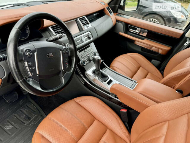 Білий Ленд Ровер Range Rover Sport, об'ємом двигуна 5 л та пробігом 149 тис. км за 11000 $, фото 9 на Automoto.ua