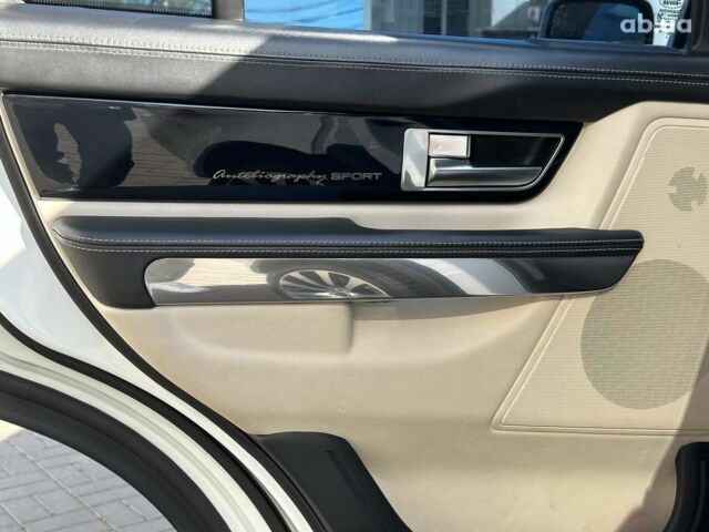 Білий Ленд Ровер Range Rover Sport, об'ємом двигуна 5 л та пробігом 126 тис. км за 21290 $, фото 20 на Automoto.ua