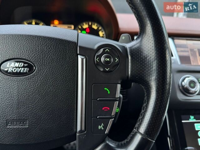 Білий Ленд Ровер Range Rover Sport, об'ємом двигуна 5 л та пробігом 181 тис. км за 12700 $, фото 31 на Automoto.ua