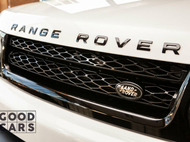 Білий Ленд Ровер Range Rover Sport, об'ємом двигуна 5 л та пробігом 93 тис. км за 24900 $, фото 6 на Automoto.ua