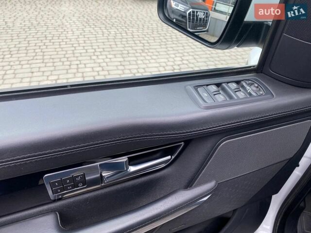 Білий Ленд Ровер Range Rover Sport, об'ємом двигуна 2.99 л та пробігом 99 тис. км за 19800 $, фото 11 на Automoto.ua
