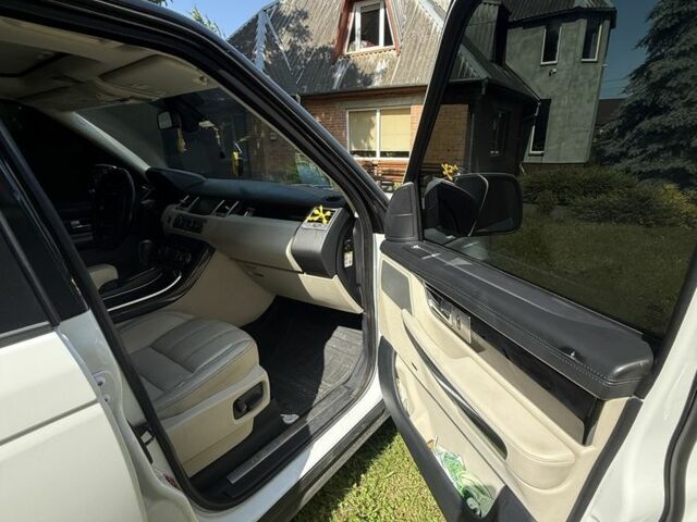 Белый Ленд Ровер Рендж Ровер Спорт, объемом двигателя 5 л и пробегом 195 тыс. км за 25500 $, фото 11 на Automoto.ua