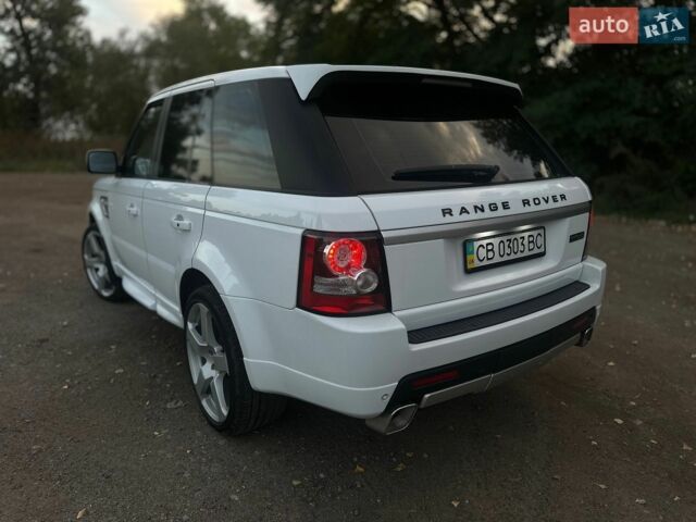 Білий Ленд Ровер Range Rover Sport, об'ємом двигуна 3 л та пробігом 213 тис. км за 15000 $, фото 6 на Automoto.ua