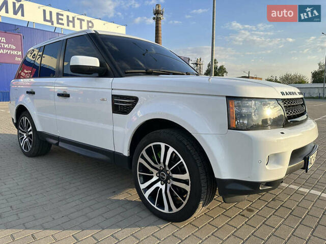 Белый Ленд Ровер Рендж Ровер Спорт, объемом двигателя 3 л и пробегом 284 тыс. км за 19500 $, фото 2 на Automoto.ua