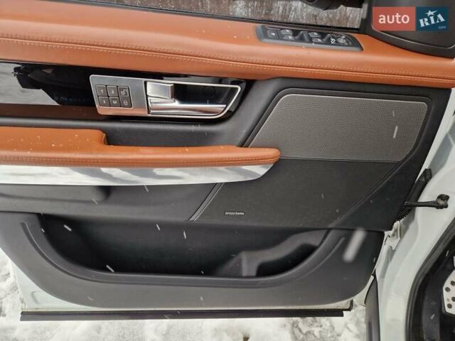 Белый Ленд Ровер Рендж Ровер Спорт, объемом двигателя 5 л и пробегом 170 тыс. км за 13333 $, фото 10 на Automoto.ua