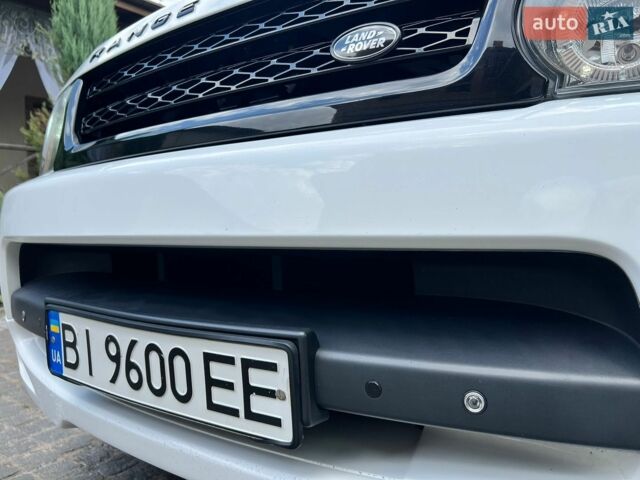 Білий Ленд Ровер Range Rover Sport, об'ємом двигуна 5 л та пробігом 150 тис. км за 14000 $, фото 14 на Automoto.ua