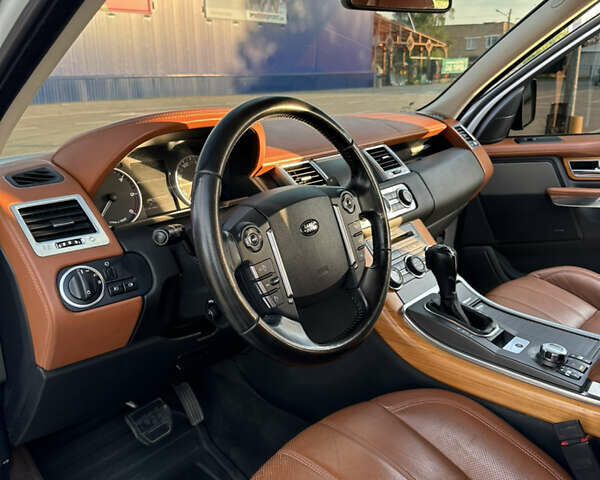 Белый Ленд Ровер Рендж Ровер Спорт, объемом двигателя 3 л и пробегом 284 тыс. км за 19500 $, фото 27 на Automoto.ua