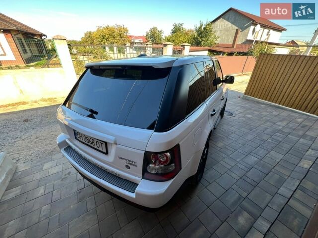 Білий Ленд Ровер Range Rover Sport, об'ємом двигуна 3 л та пробігом 262 тис. км за 18000 $, фото 34 на Automoto.ua