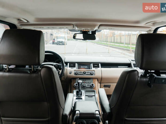 Білий Ленд Ровер Range Rover Sport, об'ємом двигуна 5 л та пробігом 147 тис. км за 15100 $, фото 17 на Automoto.ua