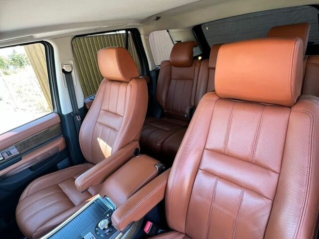 Білий Ленд Ровер Range Rover Sport, об'ємом двигуна 3 л та пробігом 262 тис. км за 18000 $, фото 12 на Automoto.ua