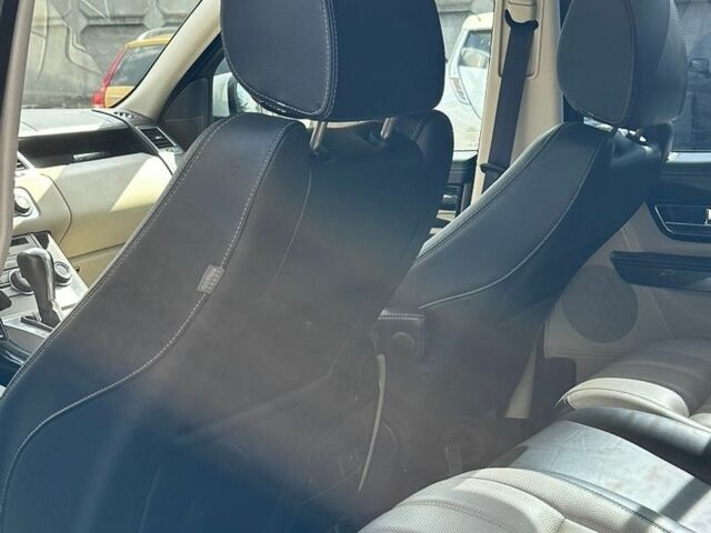 Білий Ленд Ровер Range Rover Sport, об'ємом двигуна 5 л та пробігом 167 тис. км за 17000 $, фото 19 на Automoto.ua