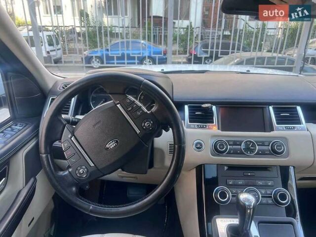 Білий Ленд Ровер Range Rover Sport, об'ємом двигуна 5 л та пробігом 120 тис. км за 17200 $, фото 4 на Automoto.ua
