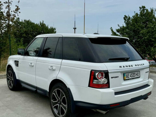 Білий Ленд Ровер Range Rover Sport, об'ємом двигуна 5 л та пробігом 149 тис. км за 11000 $, фото 4 на Automoto.ua