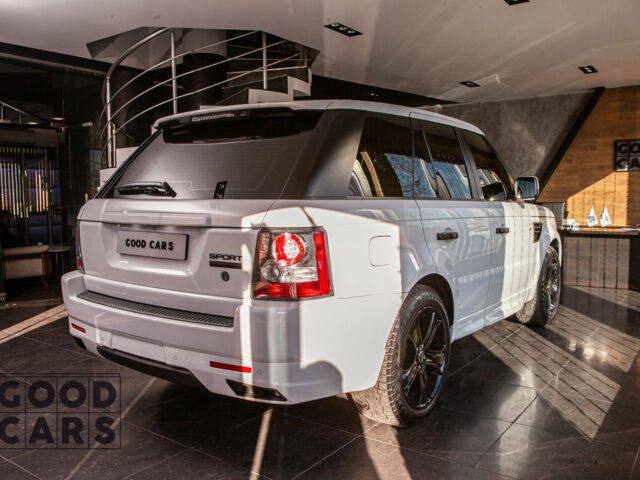 Білий Ленд Ровер Range Rover Sport, об'ємом двигуна 5 л та пробігом 93 тис. км за 24900 $, фото 5 на Automoto.ua