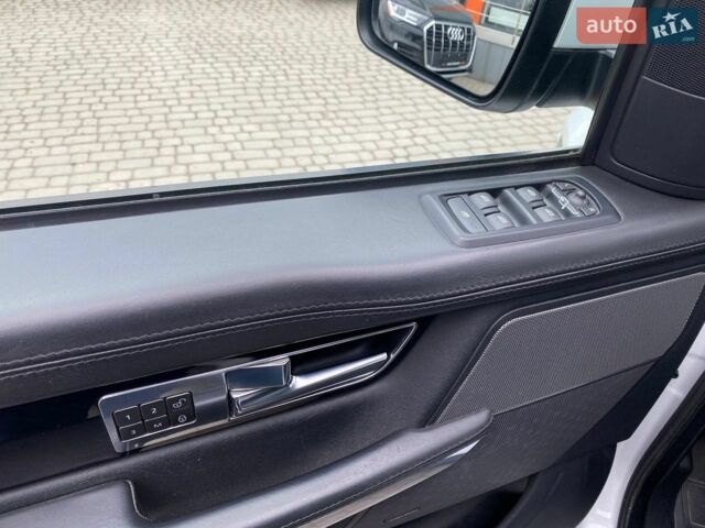Білий Ленд Ровер Range Rover Sport, об'ємом двигуна 2.99 л та пробігом 99 тис. км за 17800 $, фото 11 на Automoto.ua