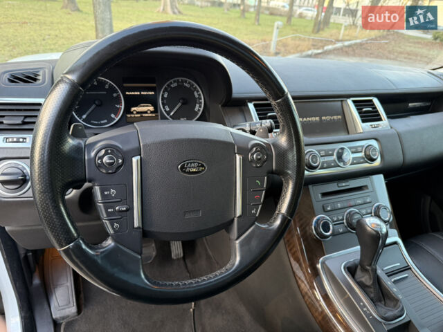 Білий Ленд Ровер Range Rover Sport, об'ємом двигуна 5 л та пробігом 156 тис. км за 14000 $, фото 12 на Automoto.ua