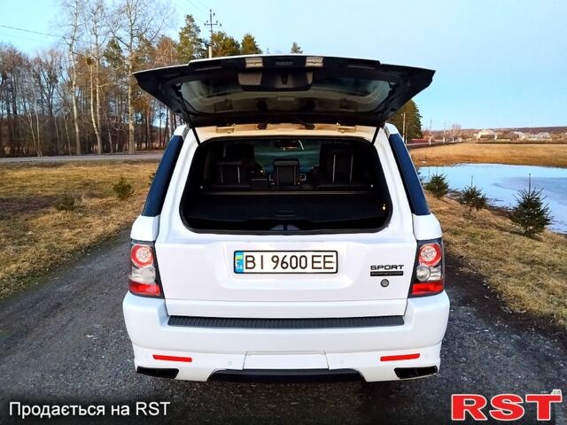 Белый Ленд Ровер Рендж Ровер Спорт, объемом двигателя 5 л и пробегом 147 тыс. км за 16500 $, фото 6 на Automoto.ua