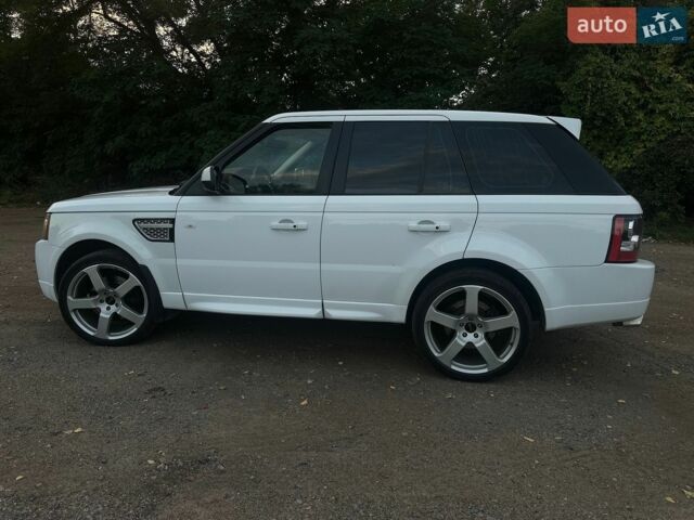 Білий Ленд Ровер Range Rover Sport, об'ємом двигуна 3 л та пробігом 213 тис. км за 15000 $, фото 8 на Automoto.ua