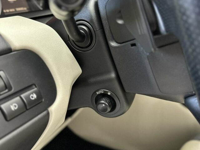 Білий Ленд Ровер Range Rover Sport, об'ємом двигуна 2.99 л та пробігом 208 тис. км за 20500 $, фото 16 на Automoto.ua