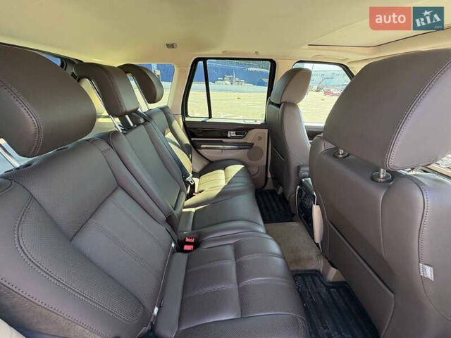 Білий Ленд Ровер Range Rover Sport, об'ємом двигуна 2.99 л та пробігом 170 тис. км за 17000 $, фото 6 на Automoto.ua