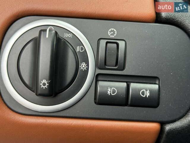 Білий Ленд Ровер Range Rover Sport, об'ємом двигуна 5 л та пробігом 212 тис. км за 12999 $, фото 19 на Automoto.ua