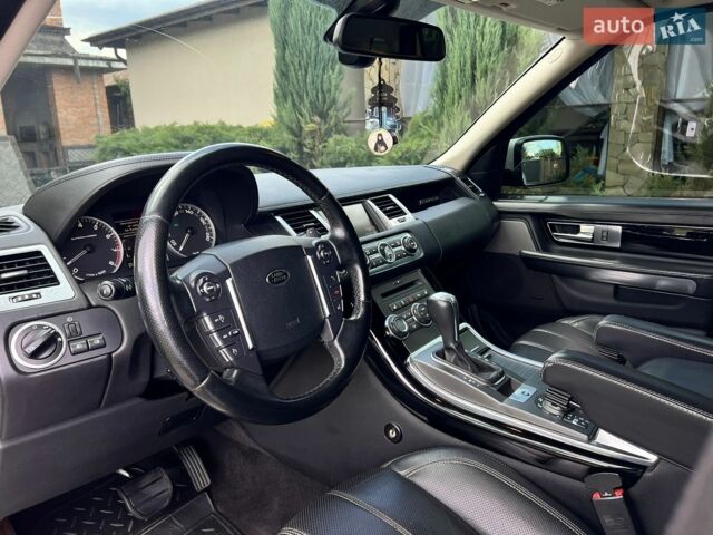 Білий Ленд Ровер Range Rover Sport, об'ємом двигуна 5 л та пробігом 150 тис. км за 14000 $, фото 17 на Automoto.ua