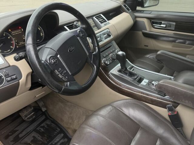 Белый Ленд Ровер Рендж Ровер Спорт, объемом двигателя 5 л и пробегом 238 тыс. км за 6800 $, фото 6 на Automoto.ua