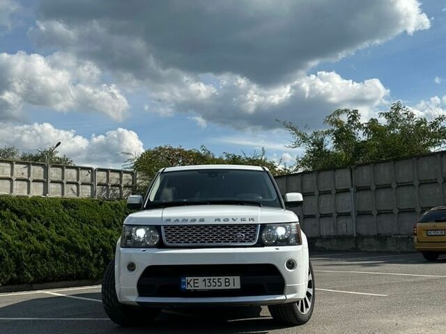 Білий Ленд Ровер Range Rover Sport, об'ємом двигуна 5 л та пробігом 167 тис. км за 17000 $, фото 3 на Automoto.ua