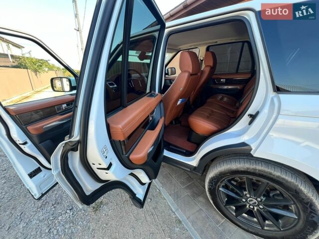 Білий Ленд Ровер Range Rover Sport, об'ємом двигуна 3 л та пробігом 262 тис. км за 18000 $, фото 32 на Automoto.ua