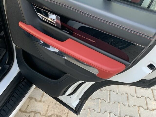Білий Ленд Ровер Range Rover Sport, об'ємом двигуна 3 л та пробігом 135 тис. км за 23700 $, фото 29 на Automoto.ua