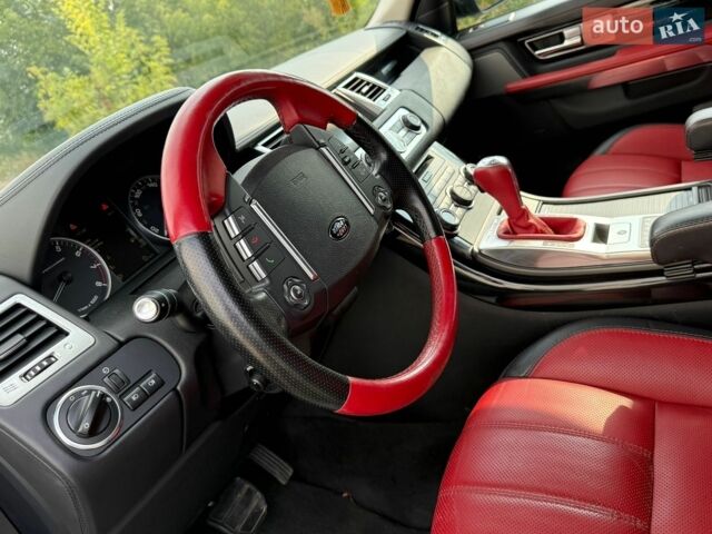 Білий Ленд Ровер Range Rover Sport, об'ємом двигуна 5 л та пробігом 227 тис. км за 12350 $, фото 65 на Automoto.ua
